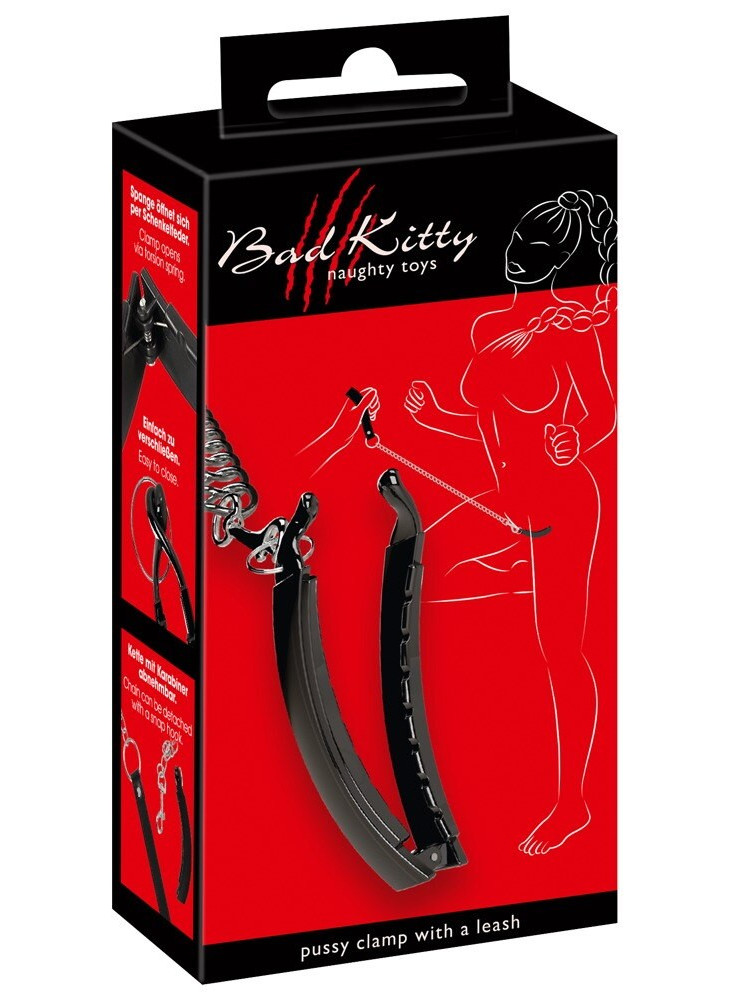 BK Pussy clamp with a leash